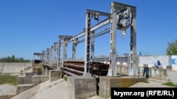 Шлюзы Северо-Крымского канала в районе города Красноперекопск, северный Крым