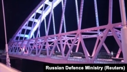 Військова техніка РФ на Керченському мосту, 2022 рік