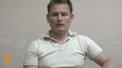 Порае аз суханронии Содиқов дар телевизиони Бадахшон Порае аз суханронии Содиқов дар телевизиони Бадахшон