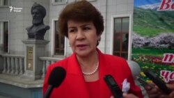 Гулрухсор: "Раҳмон дардҳои зебоеро гуфт" Гулрухсор: "Раҳмон дардҳои зебоеро гуфт"
