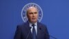 Premierul Ilie Bolojan propune o reducere a numărului de posturi din administrație care să ducă și plecarea efectivă a unor actuali angajați, nu doar la reducerea posturilor neocupate. 