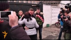 Yanukovych Pardons Lutsenko Yanukovych Pardons Lutsenko