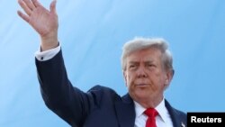 Дональд Трамп перед відбуттям на Аляску, 15 серпня 2025 року