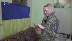 Елена Солонина про украинский флаг, который вывезла из Севастополя в 2014 году (видео) Елена Солонина про украинский флаг, который вывезла из Севастополя в 2014 году (видео)