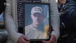 «Морально складно відвідувати такі заходи» – мати загиблого солдата (відео) «Морально складно відвідувати такі заходи» – мати загиблого солдата (відео)