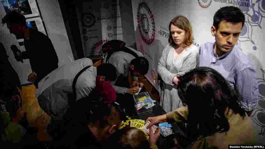 На заході було зібрано понад дві з половиною тисячі гривень для допомоги сім'ям політв'язнів