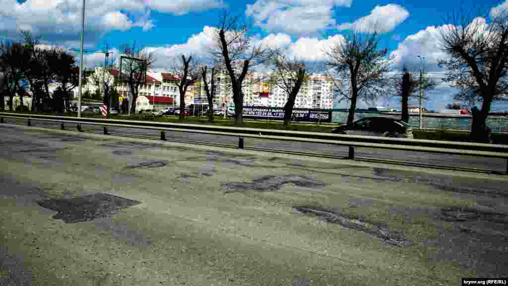 «50 відтінків сірого» вулиці Київської