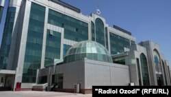 Бинои ширкати "Барқи тоҷик".