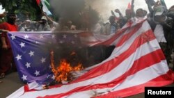 Протест у посольства США в Джакарте