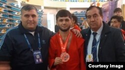 Сорбон Латифов дар байн