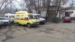 «Неможливо так знущатися з людей» – мешканка Алушти про медицину в місті (відео) «Неможливо так знущатися з людей» – мешканка Алушти про медицину в місті (відео)