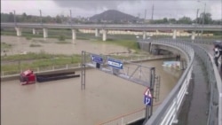 Сочи. Дороги превратились в реки Сочи. Дороги превратились в реки