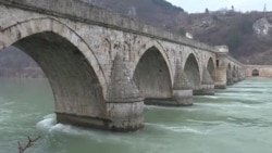 Na mostu dobiješ, na ćupriji izgubiš Na mostu dobiješ, na ćupriji izgubiš