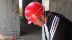 Таманноро хиштчинӣ аз дастнигарӣ халос кард Таманноро хиштчинӣ аз дастнигарӣ халос кард