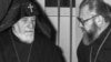 Патриарх-католикос всех армян Вазген (Палчян) и архиепископ Иов (справа), 1989 год