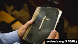 Бойовики називають вірян євангельських церков «сектантами» і «шпигунами». Ілюстративне фото