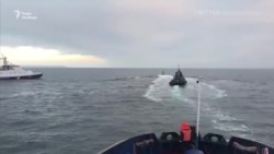Российский корабль таранит украинский буксир (видео) Российский корабль таранит украинский буксир (видео)