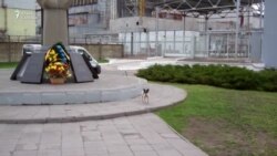 Тры тысячы рабочых з усяго сьвету будуюць у Чарнобылі новы саркафаг Тры тысячы рабочых з усяго сьвету будуюць у Чарнобылі новы саркафаг