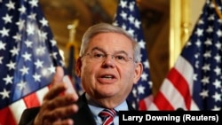 باب منندز، سناتور دموکرات و رئیس کمیته روابط خارجی سنای آمریکا