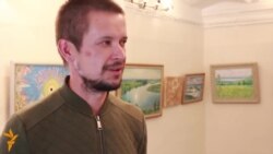 Табигатьне Коръән сүзләре белән бизәүче рәссам Табигатьне Коръән сүзләре белән бизәүче рәссам