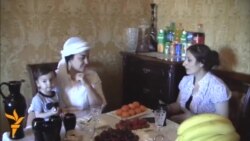 Фирӯза Ҳафизова: "Аз аввал оила ва фарзанд, баъд саҳна". Фирӯза Ҳафизова: "Аз аввал оила ва фарзанд, баъд саҳна".