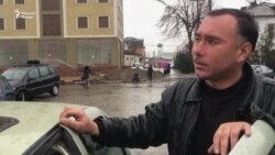 "Мина як чашму поямро аз ман гирифт, аммо умедамро не" "Мина як чашму поямро аз ман гирифт, аммо умедамро не"