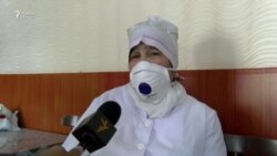 Табиб пули барои ҳаҷ ҷамънамудаашро барои кумак ба ҳамкасбонаш масраф кард Табиб пули барои ҳаҷ ҷамънамудаашро барои кумак ба ҳамкасбонаш масраф кард