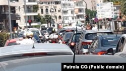 Saobraćajna kolona u Budvi