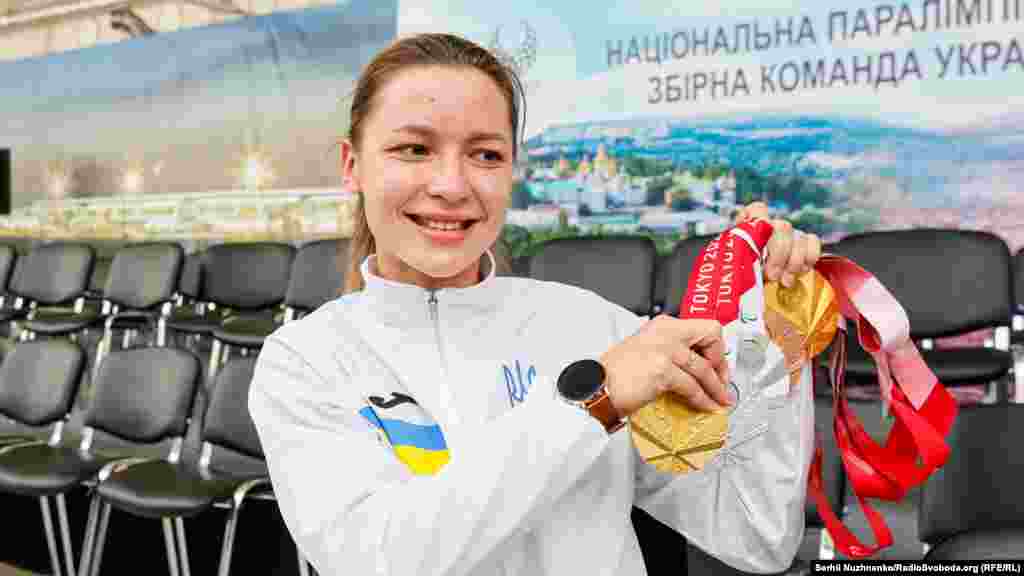 Окрім завойованих на Паралімпіаді в Токіо медалей, українська плавчиня Єлизавета Мерешко разом із представницею Китаю Цзян Юйянь встановила спільний світовий рекорд у своїй категорії S6 – вони подолали дистанцію 100 метрів вільним стилем за 1 хвилину 11,7 секунди