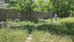 Чоркӯҳ мунтазири бозпас гирифтани замин аз Қирғизистон Чоркӯҳ мунтазири бозпас гирифтани замин аз Қирғизистон