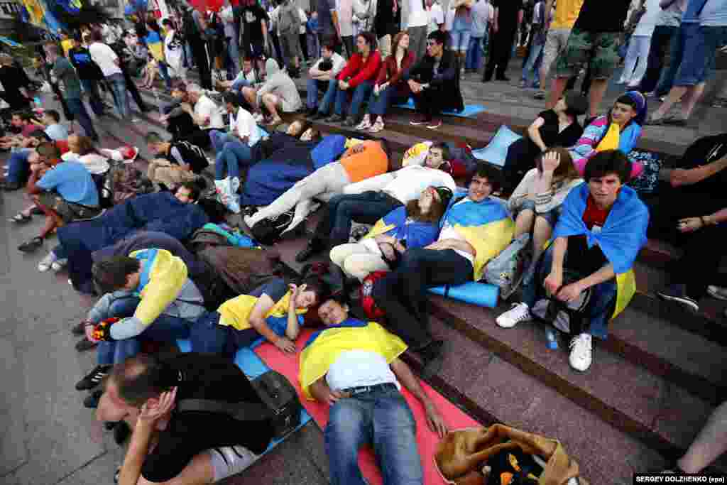 Другий день «Мовного майдану». Київ, 4 липня 2012 року