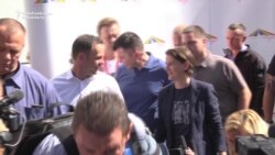 Serbian Prime Minister Joins Belgrade Gay-Pride March Serbian Prime Minister Joins Belgrade Gay-Pride March