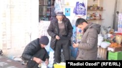 Яке аз бозорҳои Душанбе