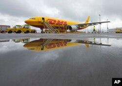 У листопаді 2024 року польська прокуратура заявила, що саме російські спецслужби ймовірно стоять за вибухами посилок на кур'єрських складах по всій Європі