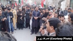 کوټه کې د پښتونخوا ملي عوامي ګوند پلویان په کلاسیف الله کې د خپلو دوو ګوندي ملګرو د تښتولو او وهلو پرضد د صوبايي اسمبلۍ غړي نصرالله زېري په مشرۍ لاریون وکړ. ۲۰۲۱، ۲۰ جنوري