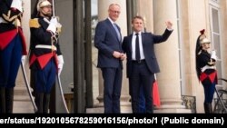 გერმანიის კანცლერი ფრიდრიც მერცი და საფრანგეთის პრეზიდენტი ემანუელ მაკრონი. პარიზი, 7 მაისი, 2025