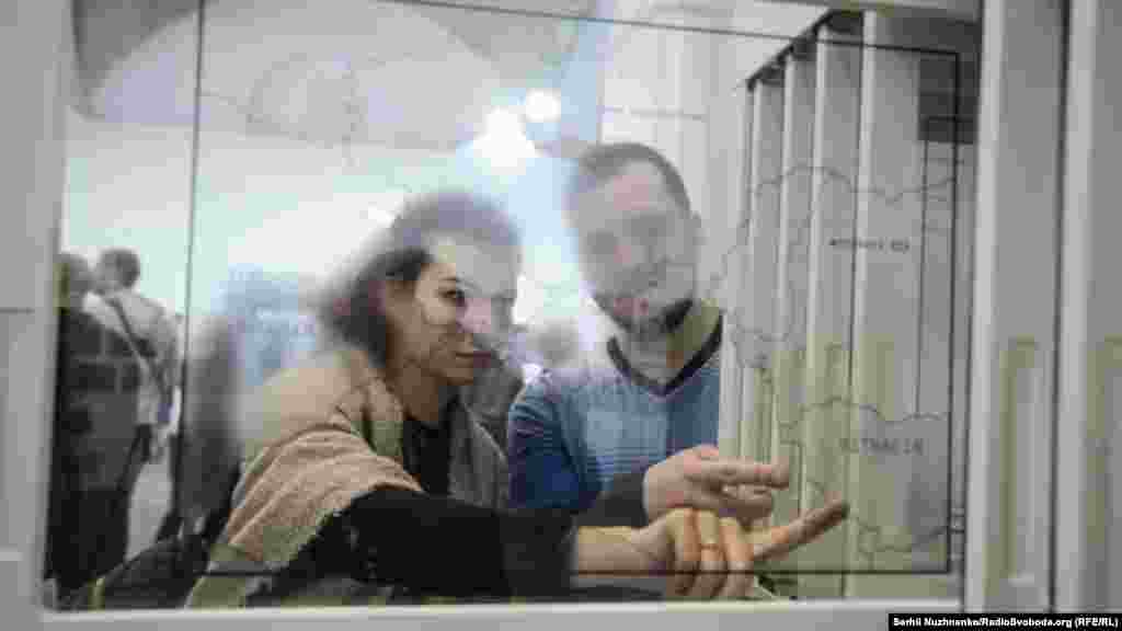 В Киеве в Национальном культурно-художественном и музейном комплексе «Мистецький арсенал» открылась выставка «Удивительные истории Крыма». Экспозицию презентовали 26 февраля – в День сопротивления Крыма российской оккупации