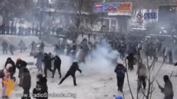 Украина. Ҳамлаи пулис ба эътирозгарон Украина. Ҳамлаи пулис ба эътирозгарон