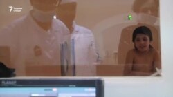 Доғҳои қазияи латукуби духтараки 12-сола. Доғҳои қазияи латукуби духтараки 12-сола.
