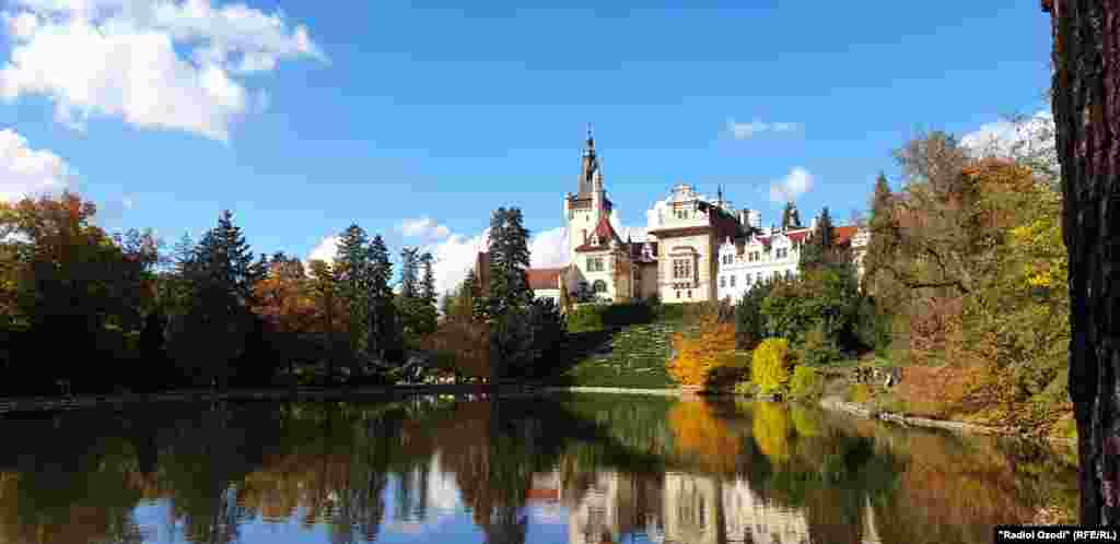 Ҳудуди боғ 250 гектар заминро ташкил медиҳад ва дар қаламрави он 1600 навъ растаниву дарахтҳои маҳалливу ғайриоддӣ парвариш ёфтааст 