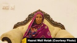 زرڅانګه په اسلام اباد کې د افغانستان په سفارت خانه کې ناسته ده.
