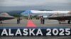 Літак Air Force One із президентом США Трампом на борту приземлився на об'єднаній базі Елмендорф-Річардсон в Анкориджі, Аляска, 15 серпня 2025 року