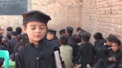 د کواټ د یوه ښوونځي په ودانۍ کې خونې نشته د کواټ د یوه ښوونځي په ودانۍ کې خونې نشته