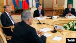 Нишасти раҳбарони кишварҳои узви Паймони амнияти дастҷамъӣ дар шаҳри Маскав, 20 декабри соли 2011