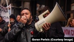 Goran Perišić na jednom od studentskih protesta, privatna arhiva