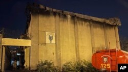 یکی از محوطههای ورودی زندان اوین پس از آتشسوزی شامگاه ۲۳ مهر ۱۴۰۱