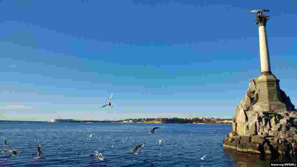 Архітектурний символ Севастополя – Пам'ятник затопленим кораблям