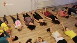 Львівські актори проводять сеанси адаптації для кримських переселенців Львівські актори проводять сеанси адаптації для кримських переселенців