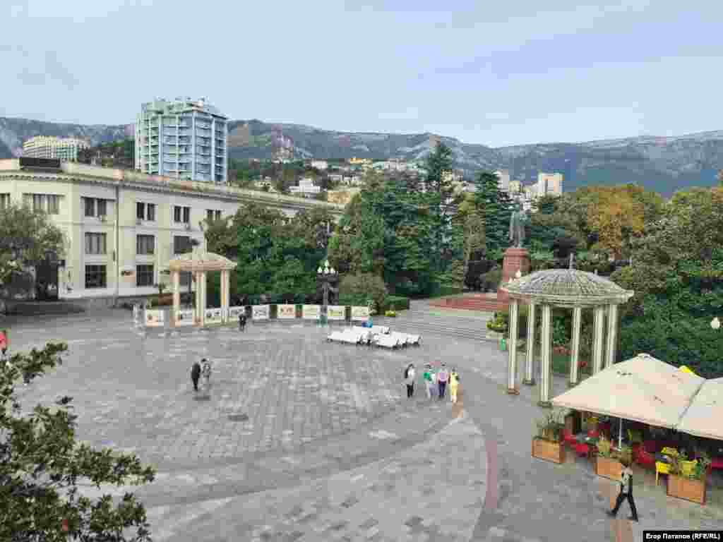 Площадь имени Ленина в Ялте