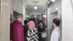 Навбатпоии сокинони Тоҷикистон барои шиносномаи нави дохилӣ Навбатпоии сокинони Тоҷикистон барои шиносномаи нави дохилӣ